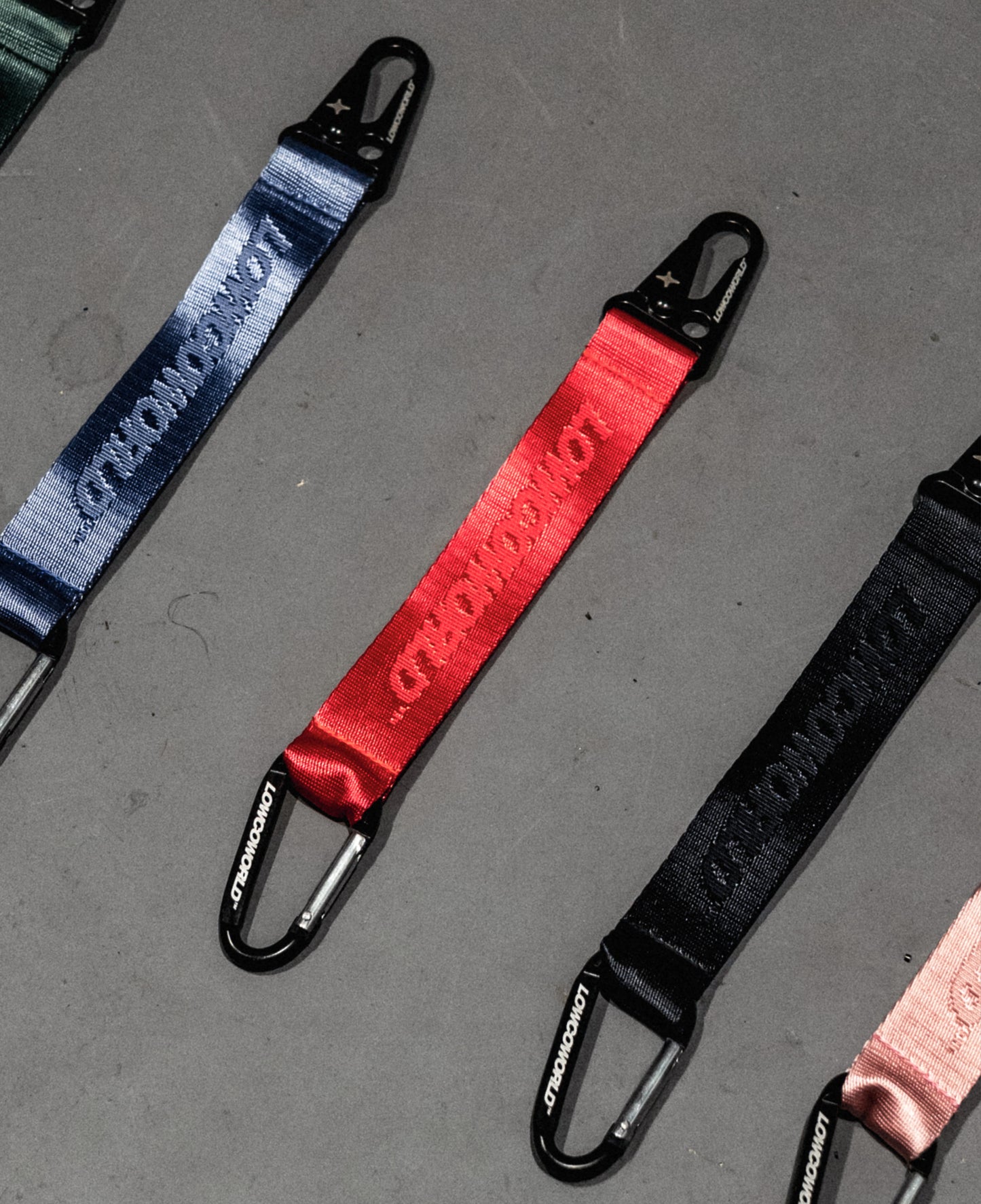 Essential Lanyard - Short